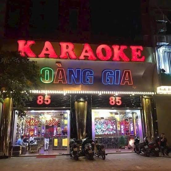 Karaoke Royal Club Cầu Giấy
